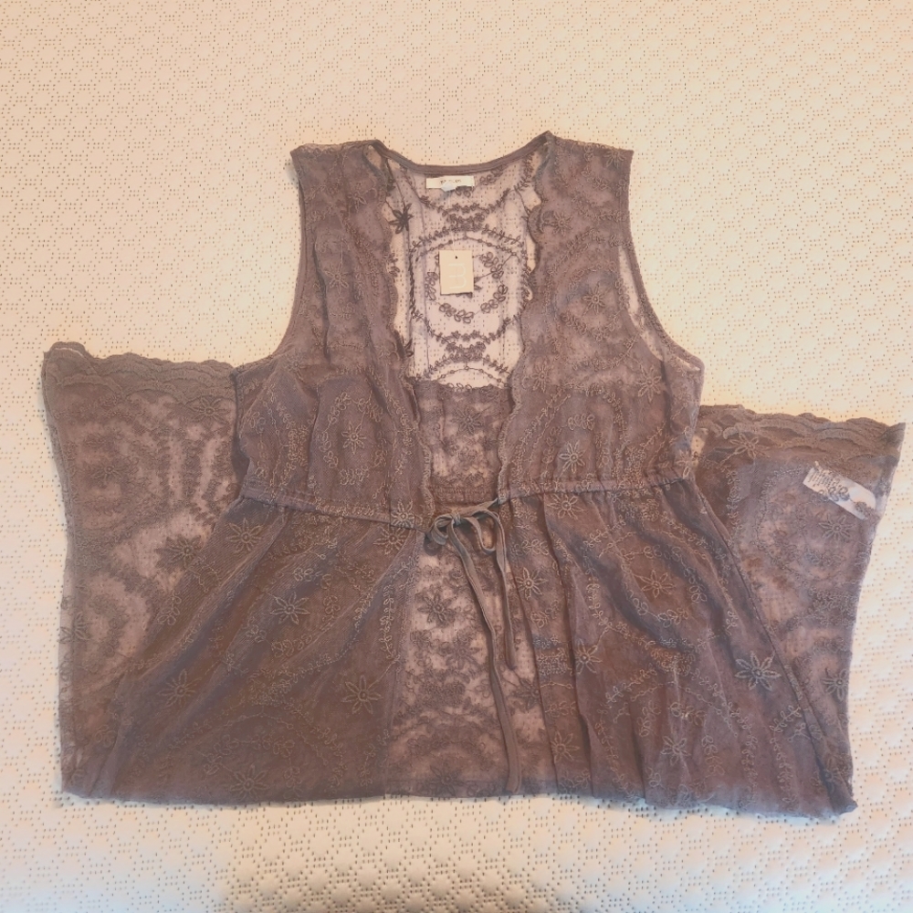 Maurices lace duster Kamino NWT s/m